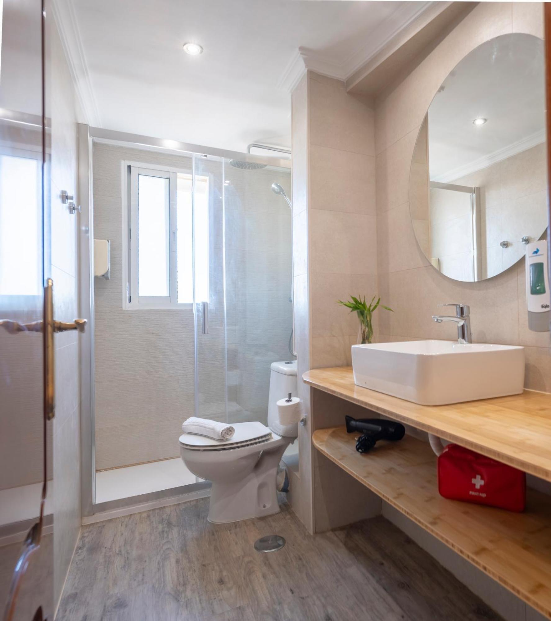 Malaga Center Flat Hospitality Lägenhet Exteriör bild
